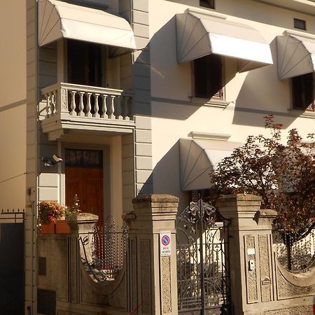 Hotel Tarussio à Arezzo Extérieur photo