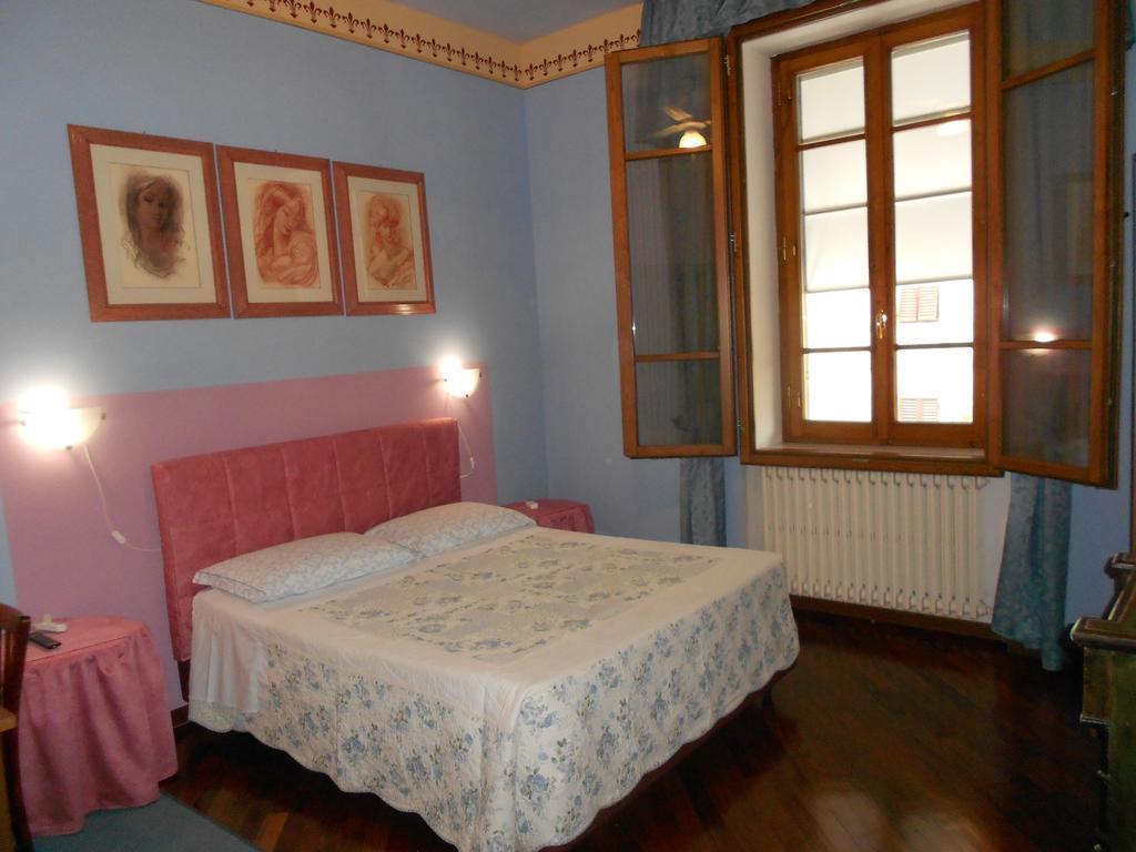 Hotel Tarussio à Arezzo Extérieur photo