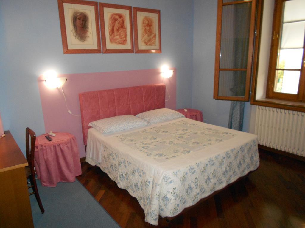 Hotel Tarussio à Arezzo Extérieur photo