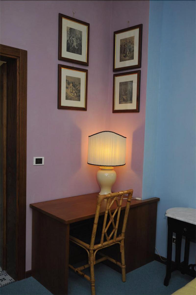 Hotel Tarussio à Arezzo Extérieur photo