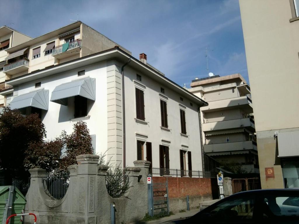 Hotel Tarussio à Arezzo Extérieur photo